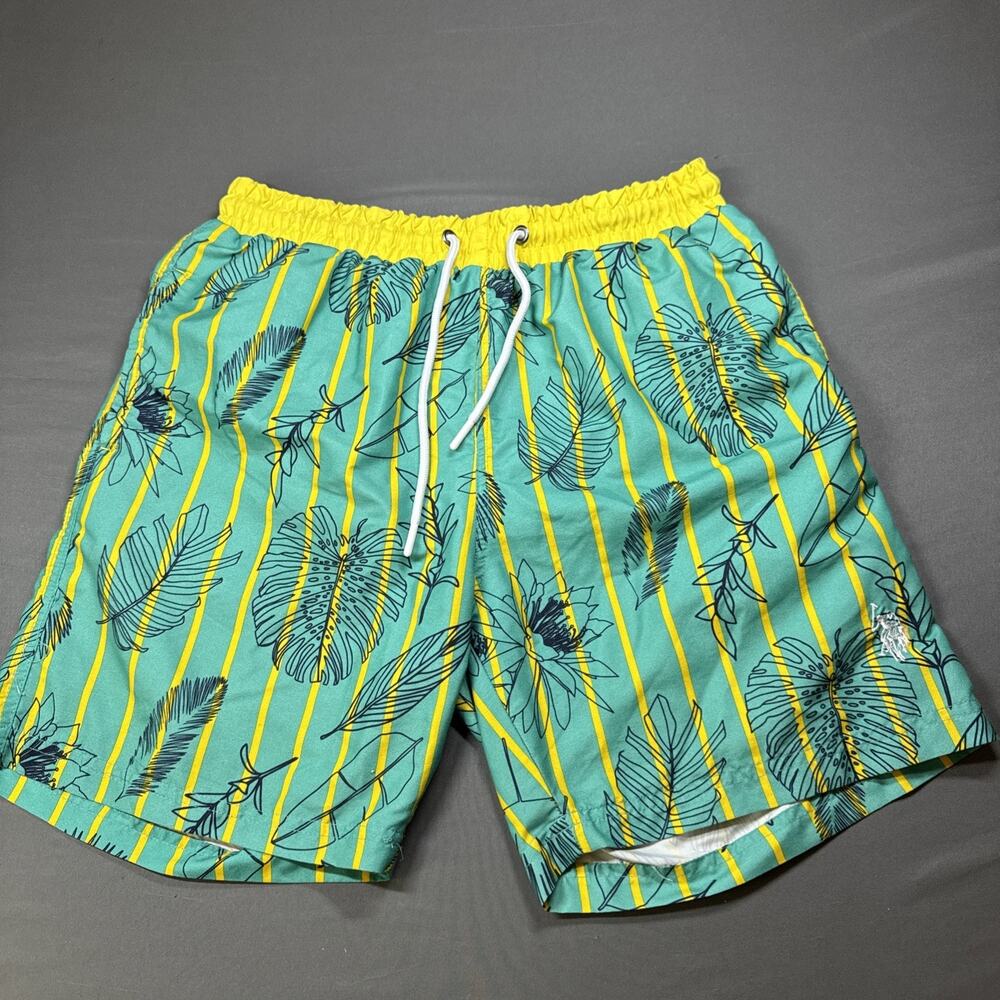 US Pollo Assn Swim Trunks Men’s Medium Lot Of 2 Pairs Of Shorts